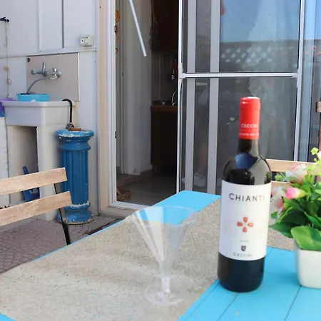 Tickety House Torre A Mare